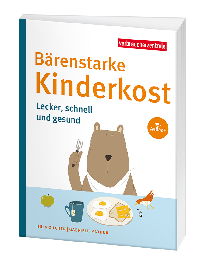 Cover des Ratgebers "Bärenstarke Kinderkost": Zeichnung eines Bären, der mit Serviette um den Hasl und Gabel in der Hand an einem gedeckten Frühstückstisch sitzt
